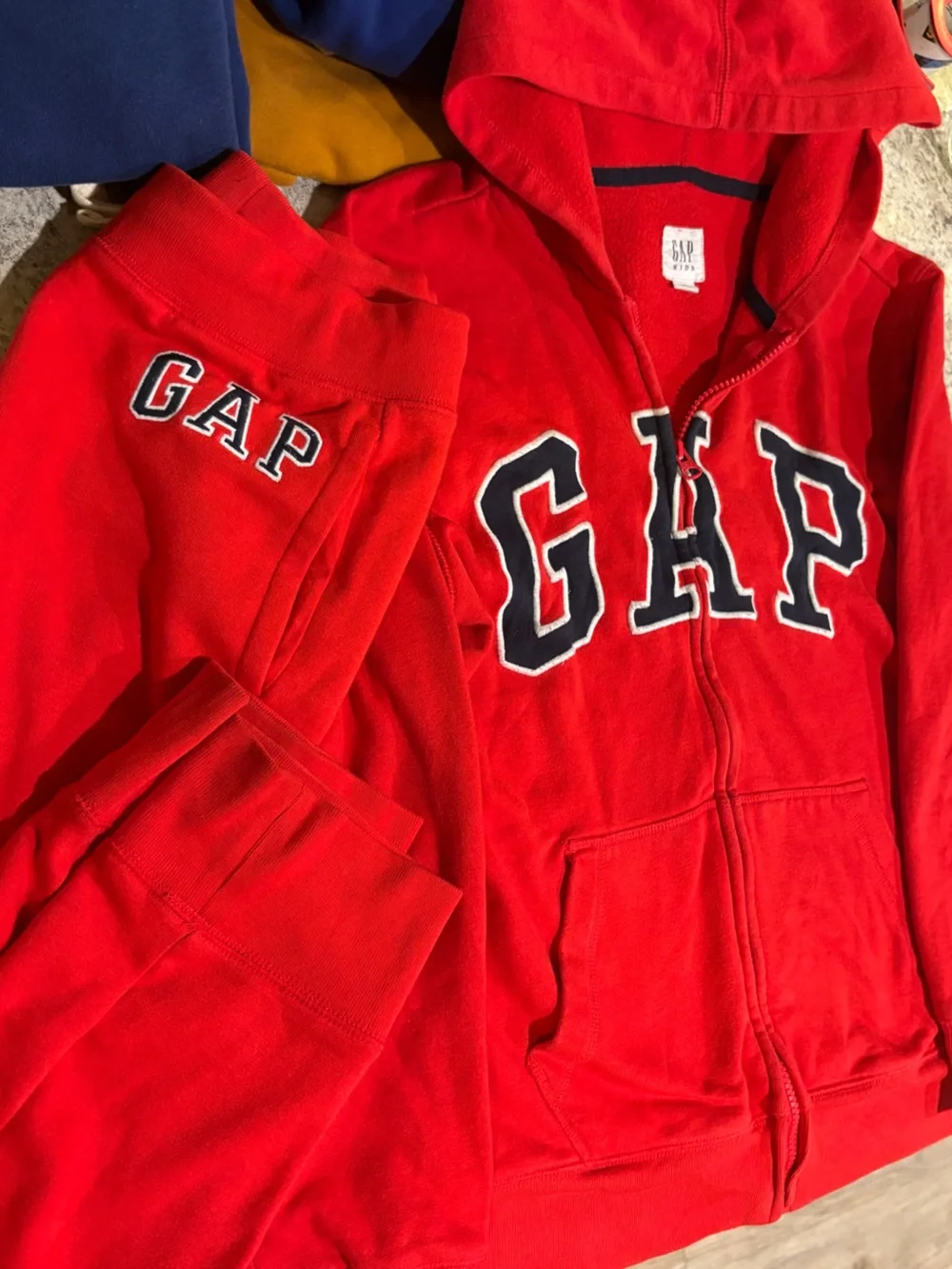 XXL (14) GAP 3 Hooded Zip Sweatshirt & Jogger Sets/Lot in Mustard, Red,& Navy